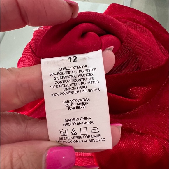 Speechless Red Velvet Sleeveless NWT Layered Dress size 12 - Picture 9 of 9